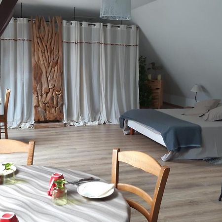 Saint-Sylvestre-de-Cormeilles La Martre Bed & Breakfast エクステリア 写真